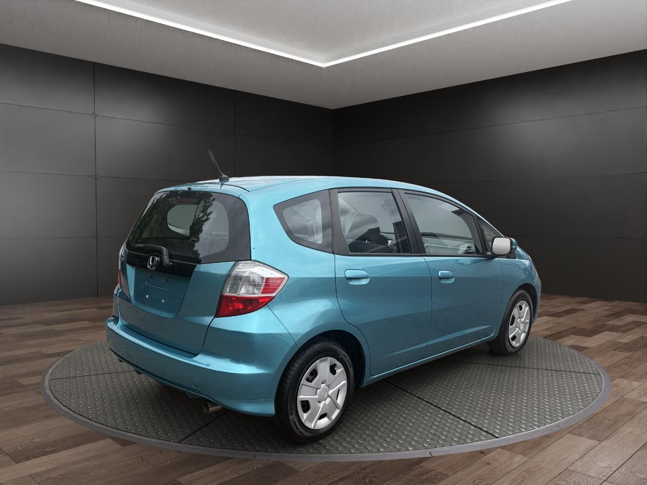 Honda Fit 5dr HB Man 2013