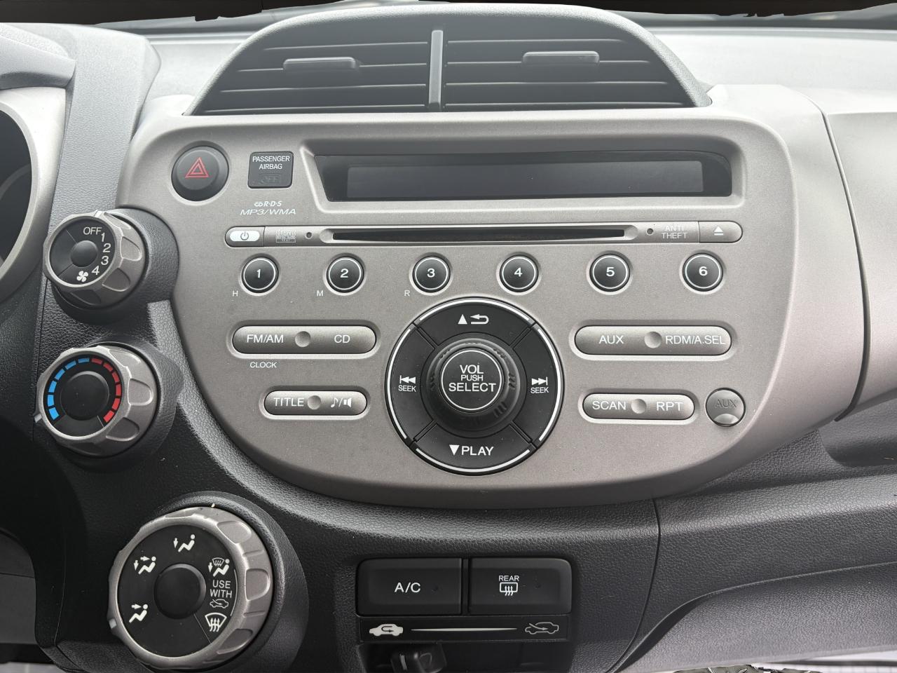 Honda Fit 5dr HB Man 2013