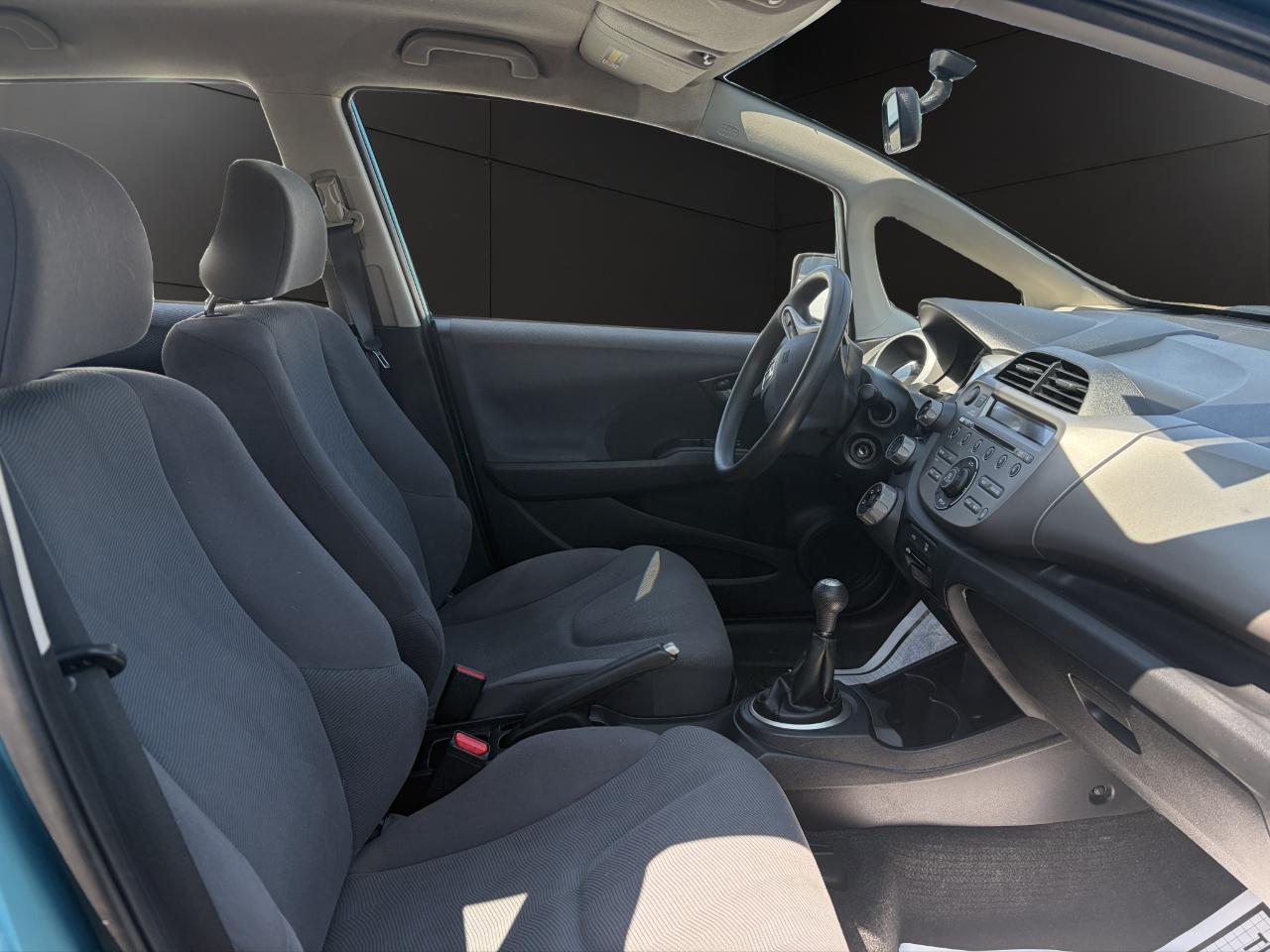 Honda Fit 5dr HB Man 2013