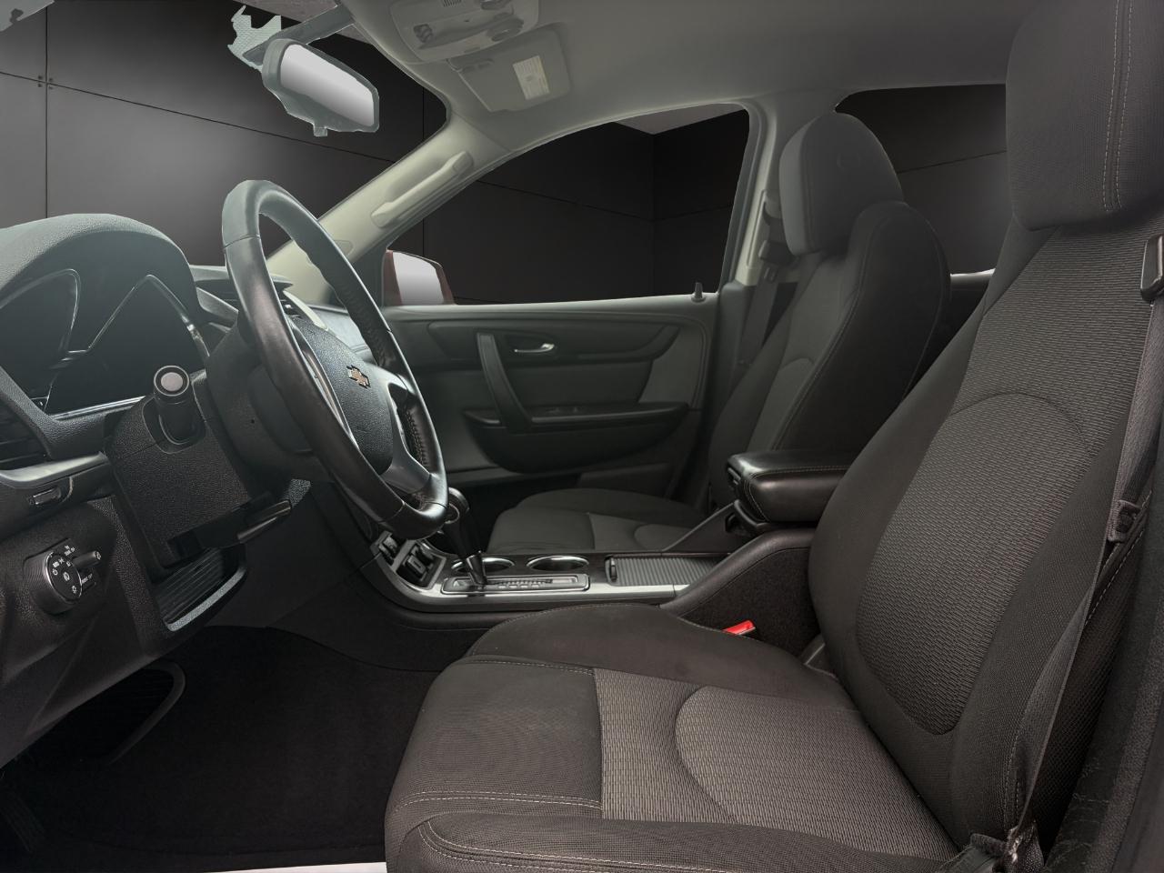 Chevrolet Traverse AWD 4dr LT w/1LT 2015