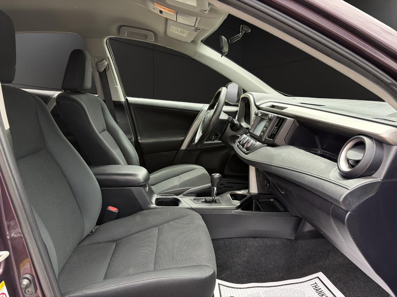 Toyota RAV4 AWD 4dr LE (Natl) 2016
