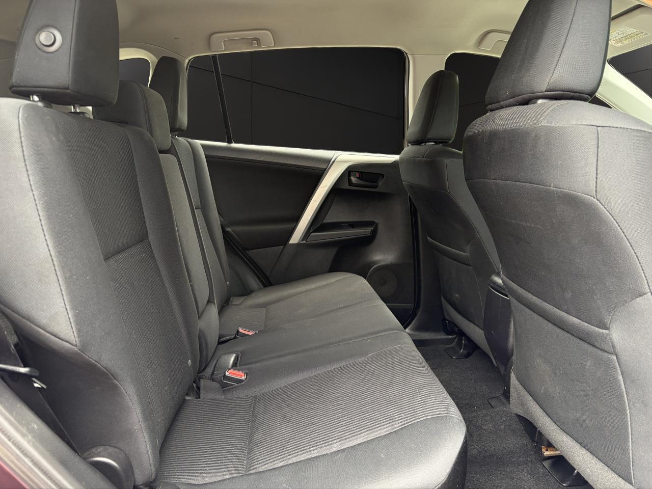 Toyota RAV4 AWD 4dr LE (Natl) 2016
