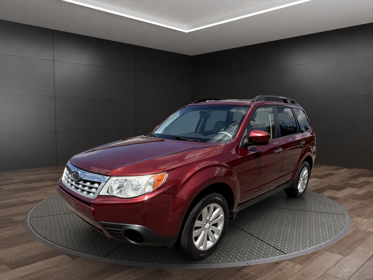 Subaru Forester 4dr Auto 2.5X Premium w/All-Weather Pkg 2011