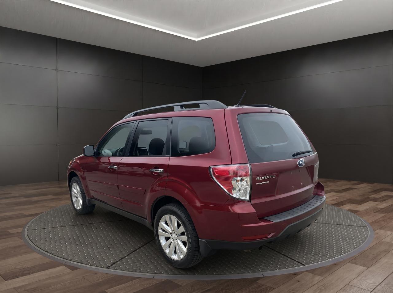 Subaru Forester 4dr Auto 2.5X Premium w/All-Weather Pkg 2011
