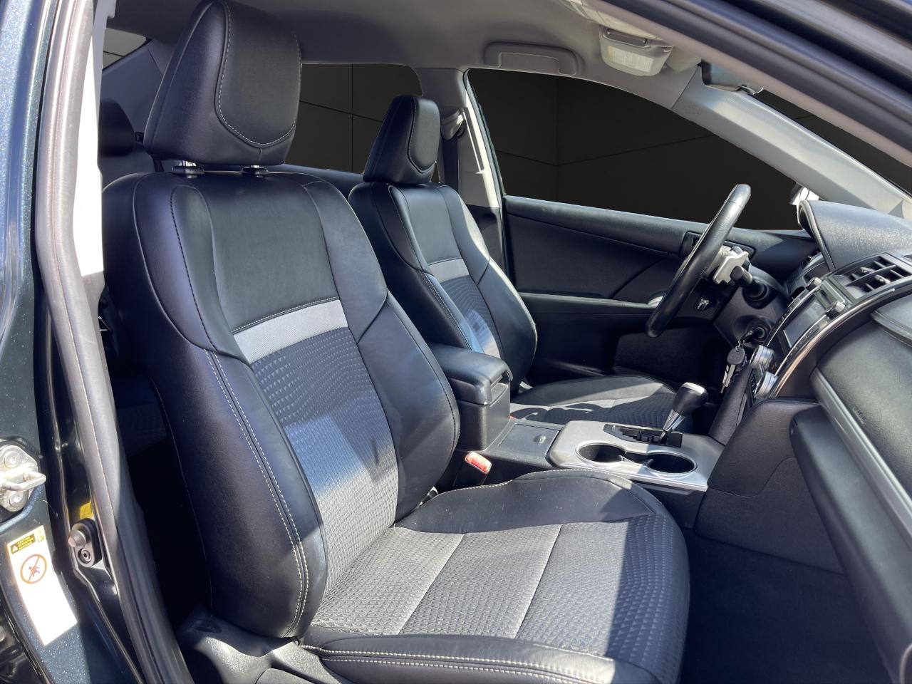 Toyota Camry 2014.5 4dr Sdn I4 Auto SE Sport (Natl) 2014