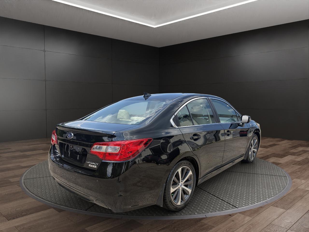 Subaru Legacy 2.5i Limited 2017