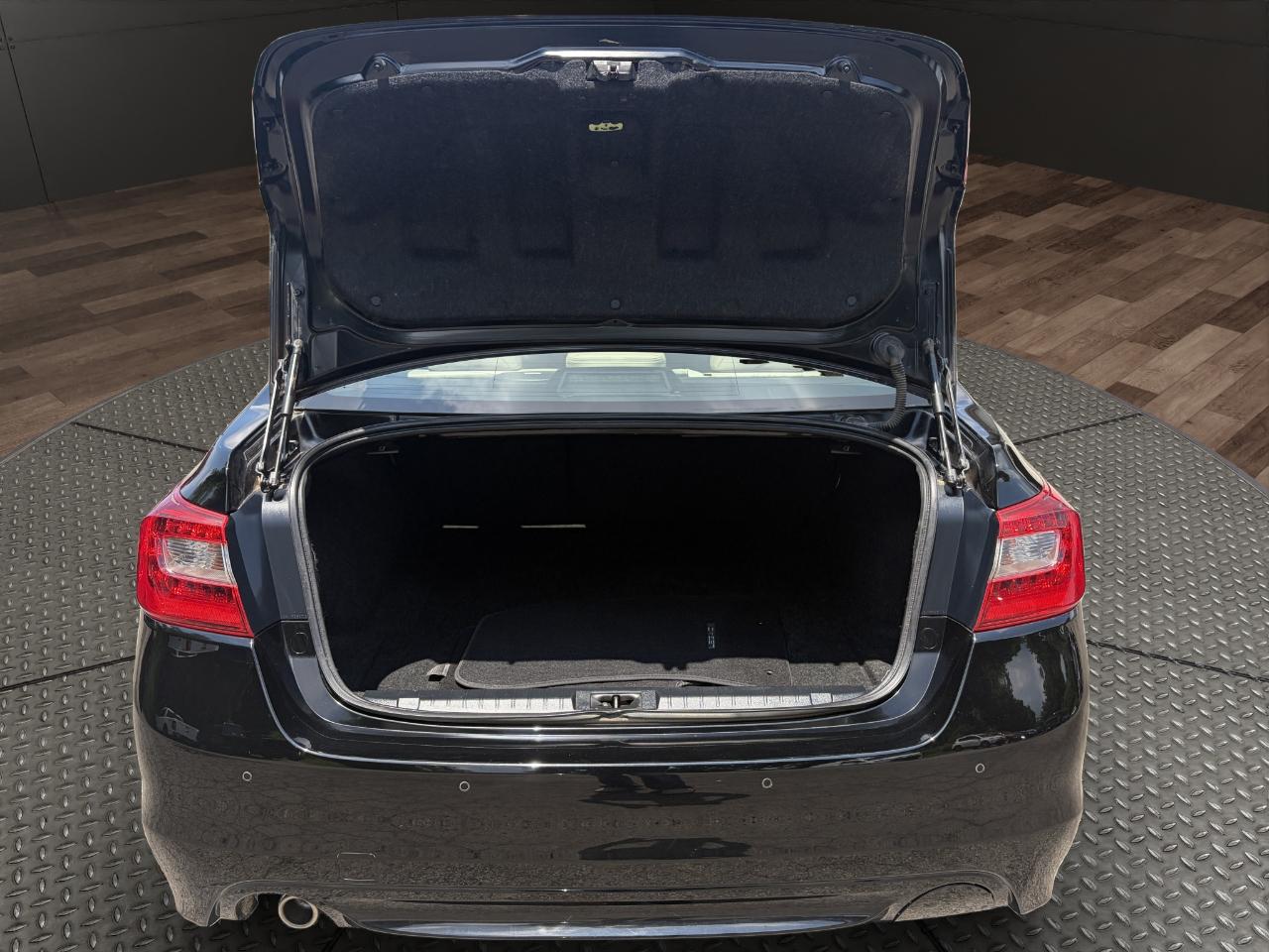 Subaru Legacy 2.5i Limited 2017