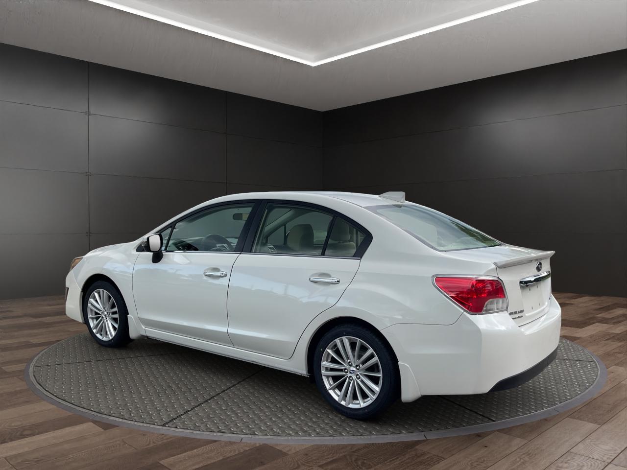 Subaru Impreza Sedan 4dr CVT 2.0i Limited 2016