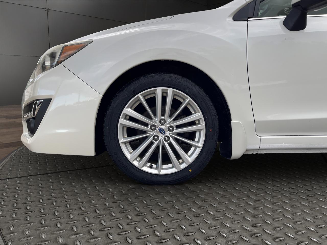 Subaru Impreza Sedan 4dr CVT 2.0i Limited 2016