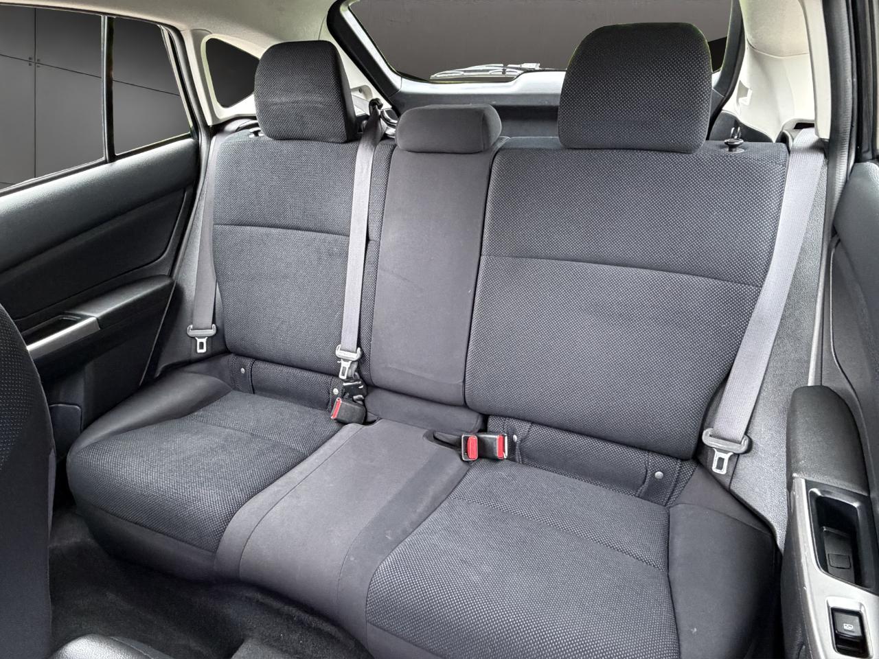 Subaru Impreza Wagon 5dr Man 2.0i 2016