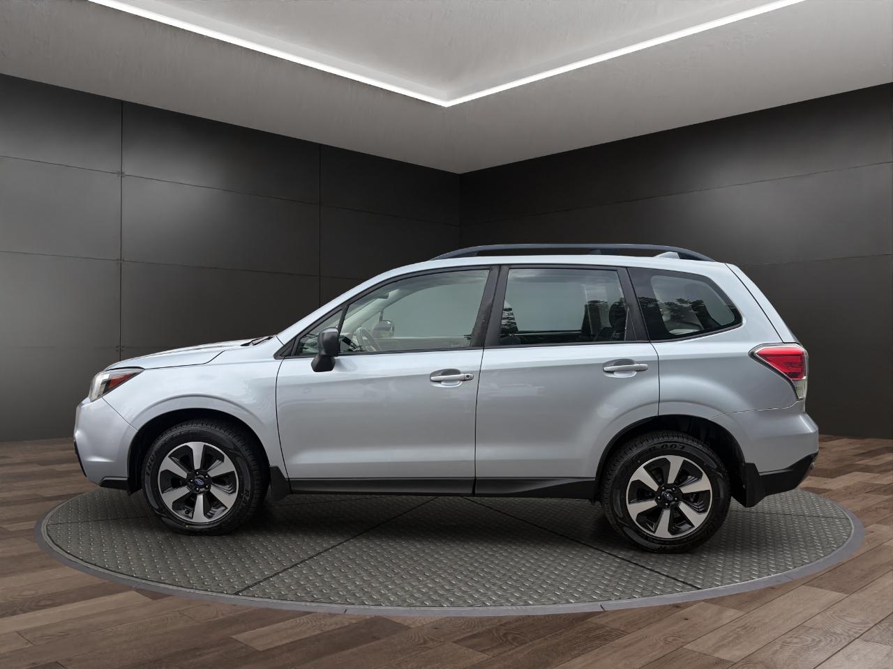 Subaru Forester 2.5i CVT 2017