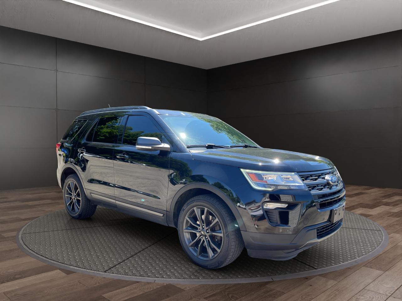 Ford Explorer XLT 4WD 2018