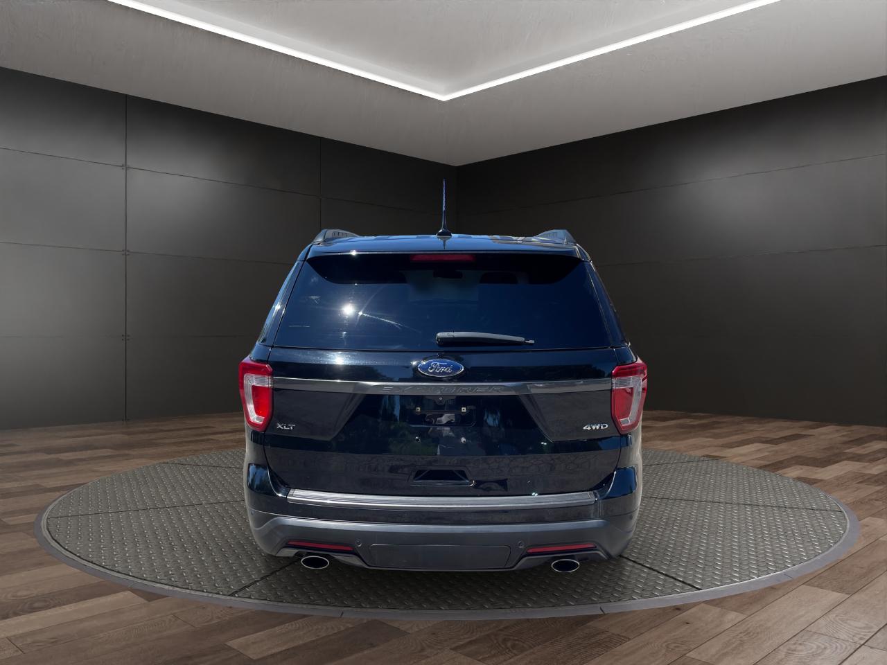 Ford Explorer XLT 4WD 2018