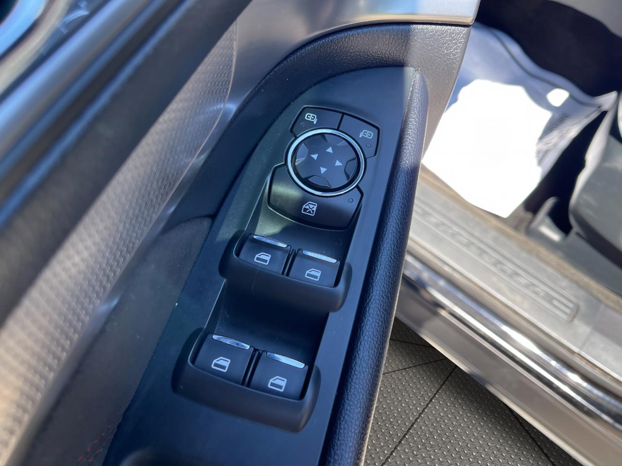 Ford Explorer XLT 4WD 2018
