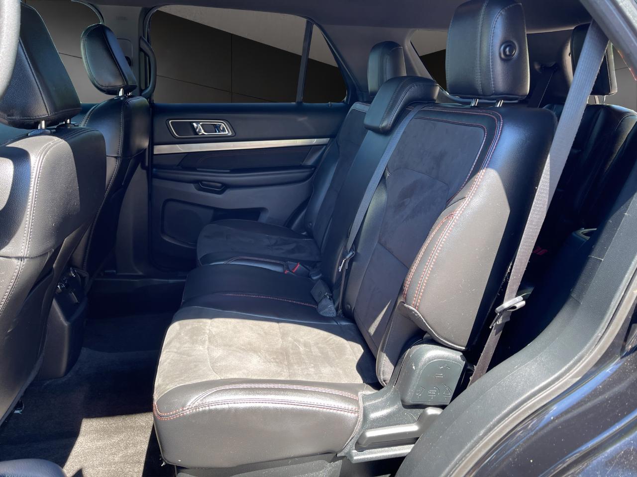 Ford Explorer XLT 4WD 2018