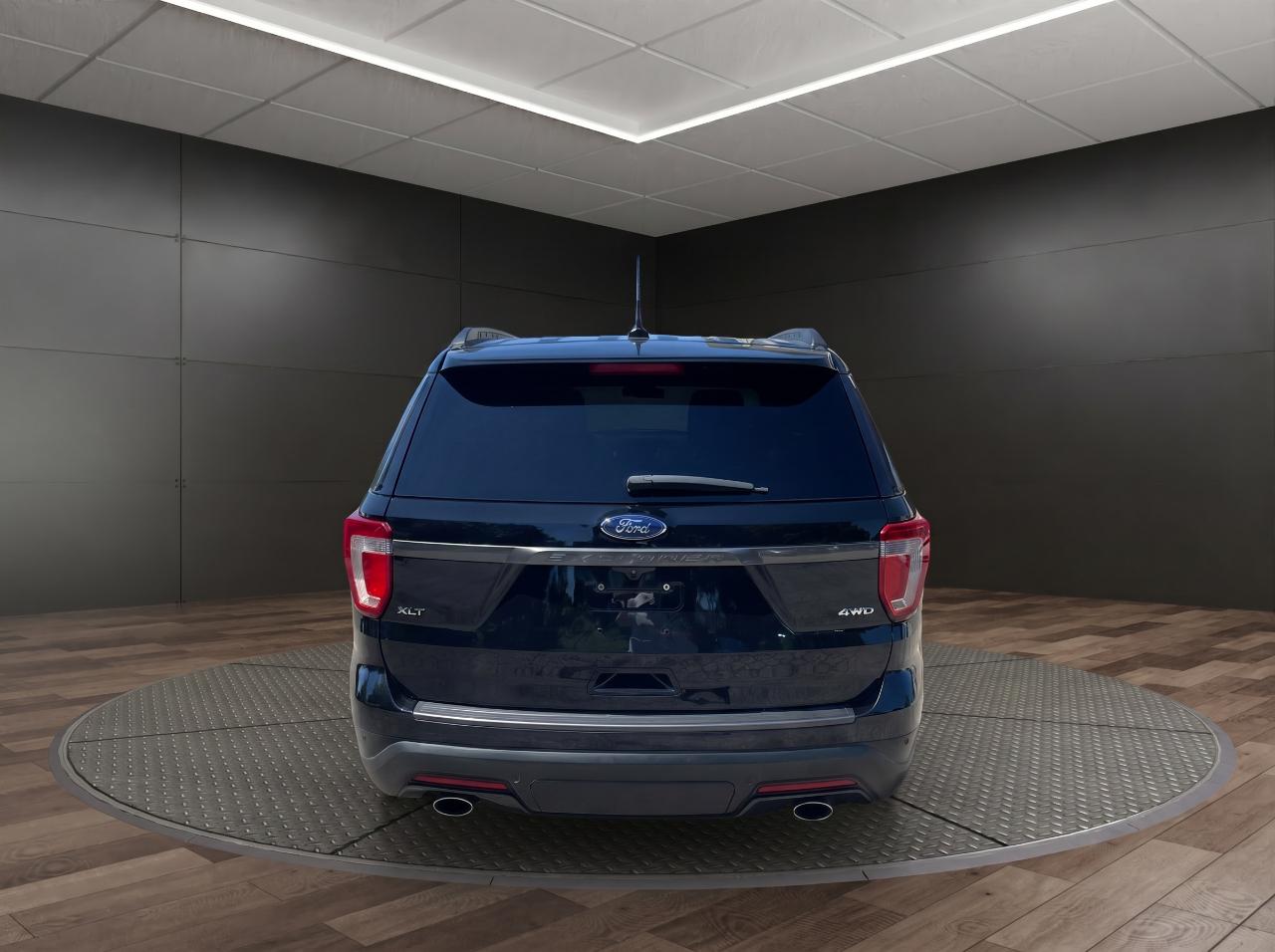 Ford Explorer XLT 4WD 2018