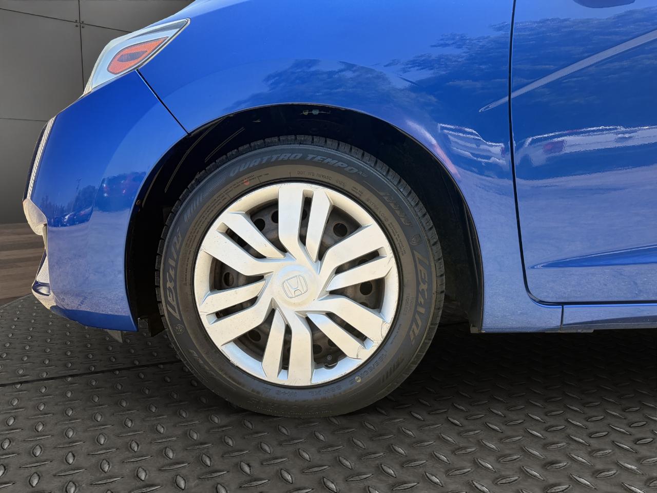 Honda Fit 5dr HB CVT LX 2016