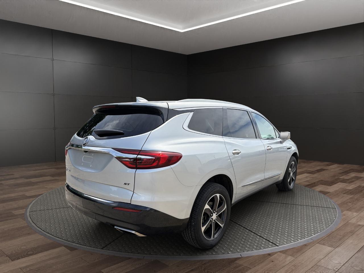 Buick Enclave AWD 4dr Essence 2020