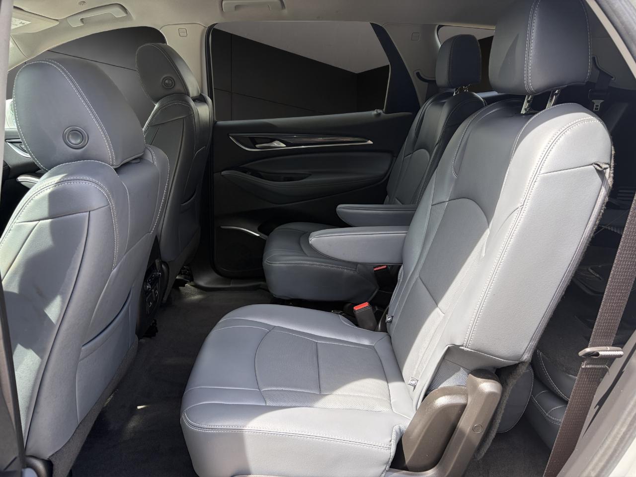 Buick Enclave AWD 4dr Essence 2020