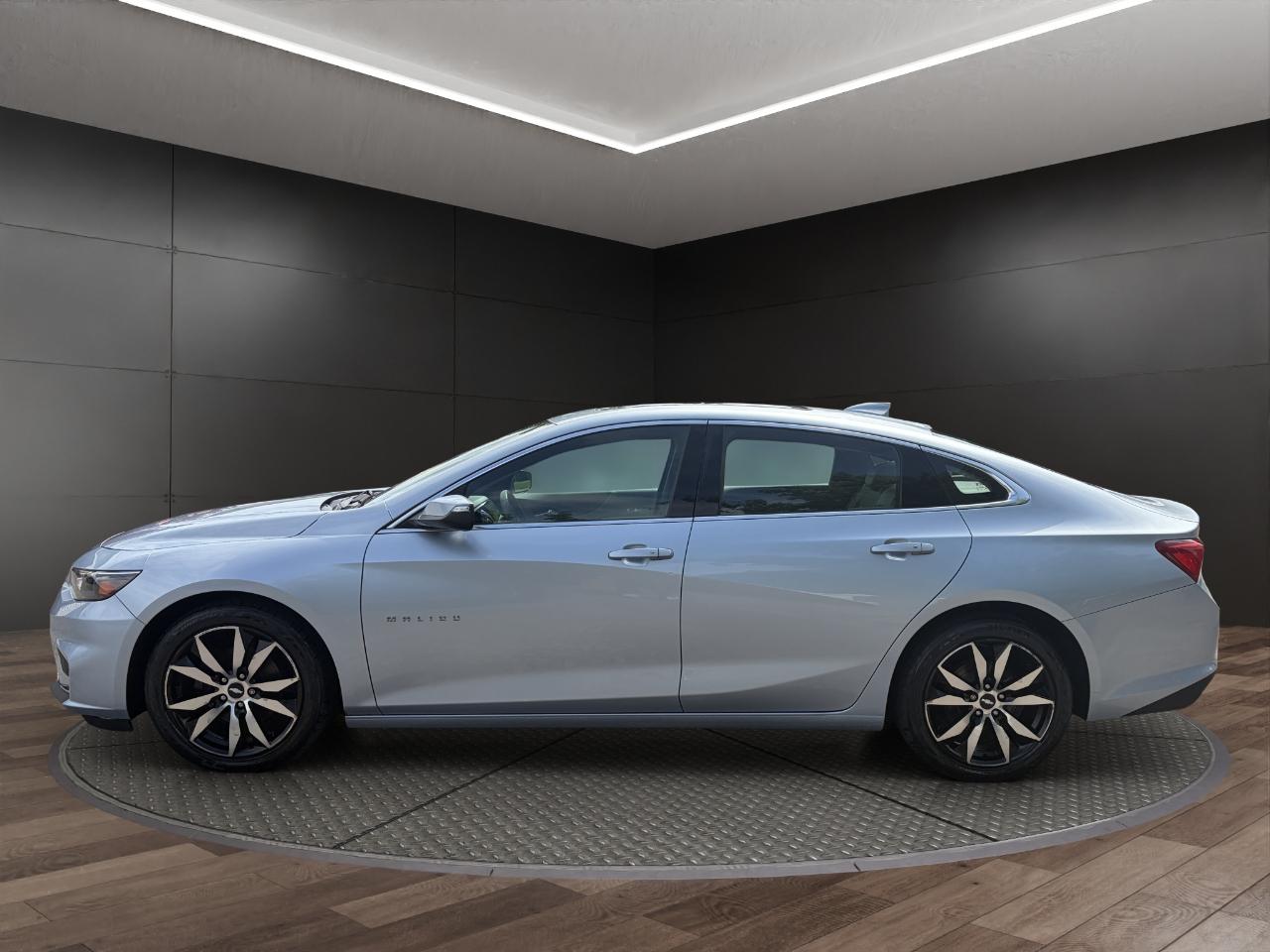 Chevrolet Malibu 4dr Sdn LT w/1LT 2017