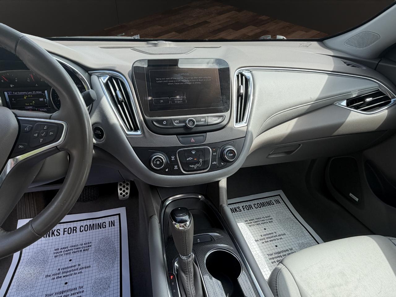 Chevrolet Malibu 4dr Sdn LT w/1LT 2017