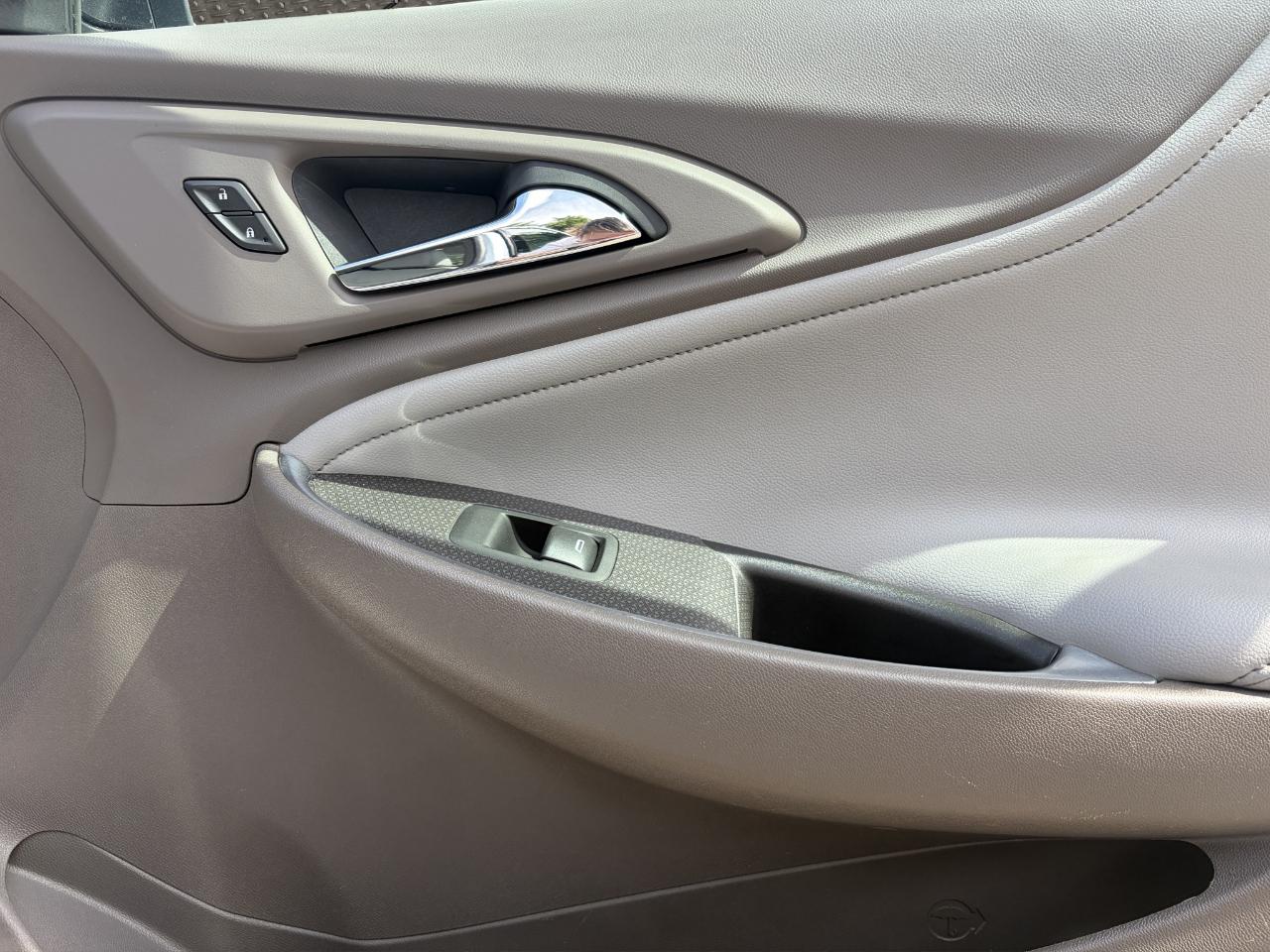 Chevrolet Malibu 4dr Sdn LT w/1LT 2017