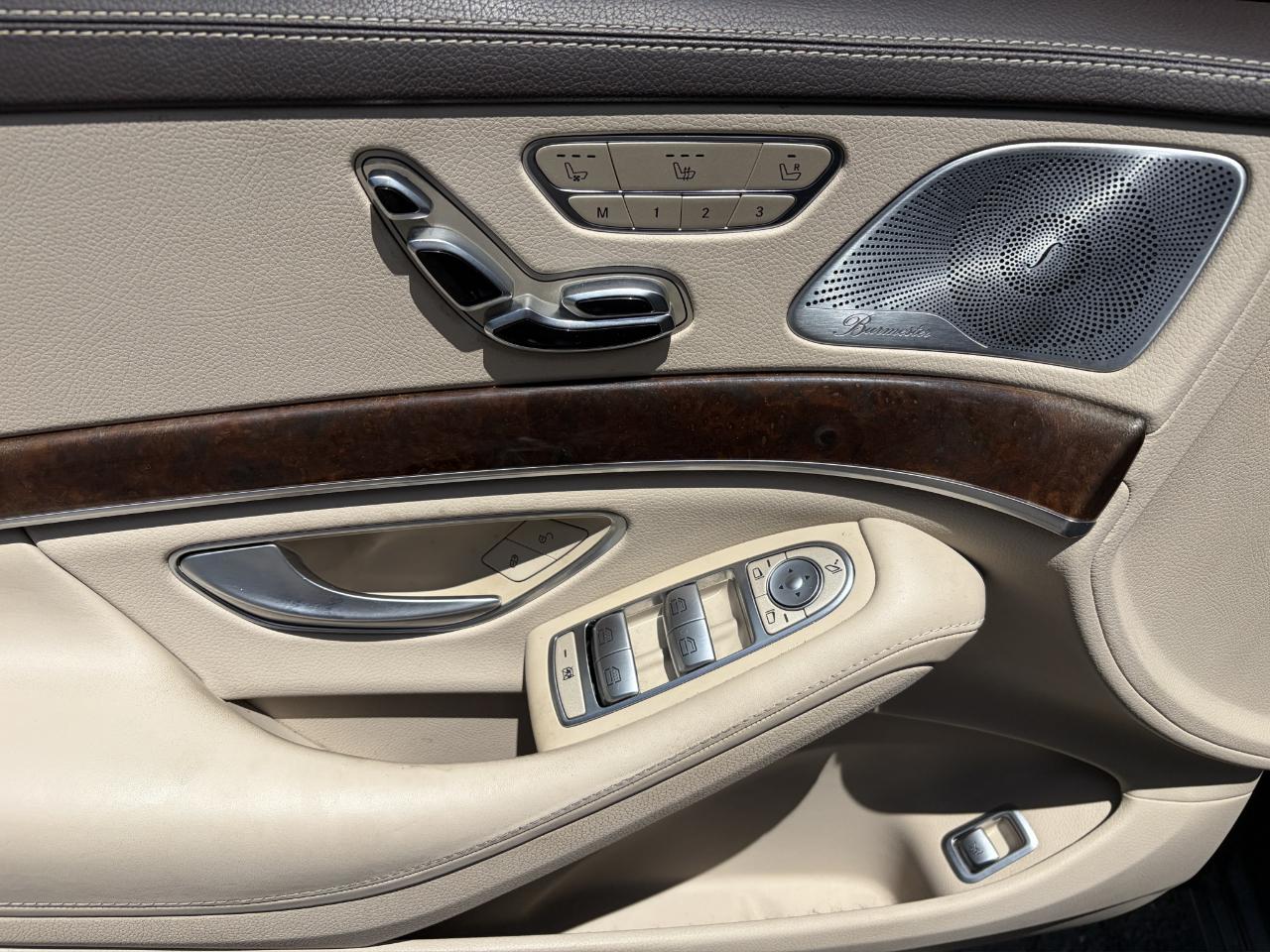 Mercedes-Benz S-Class 4dr Sdn S 550 4MATIC 2015