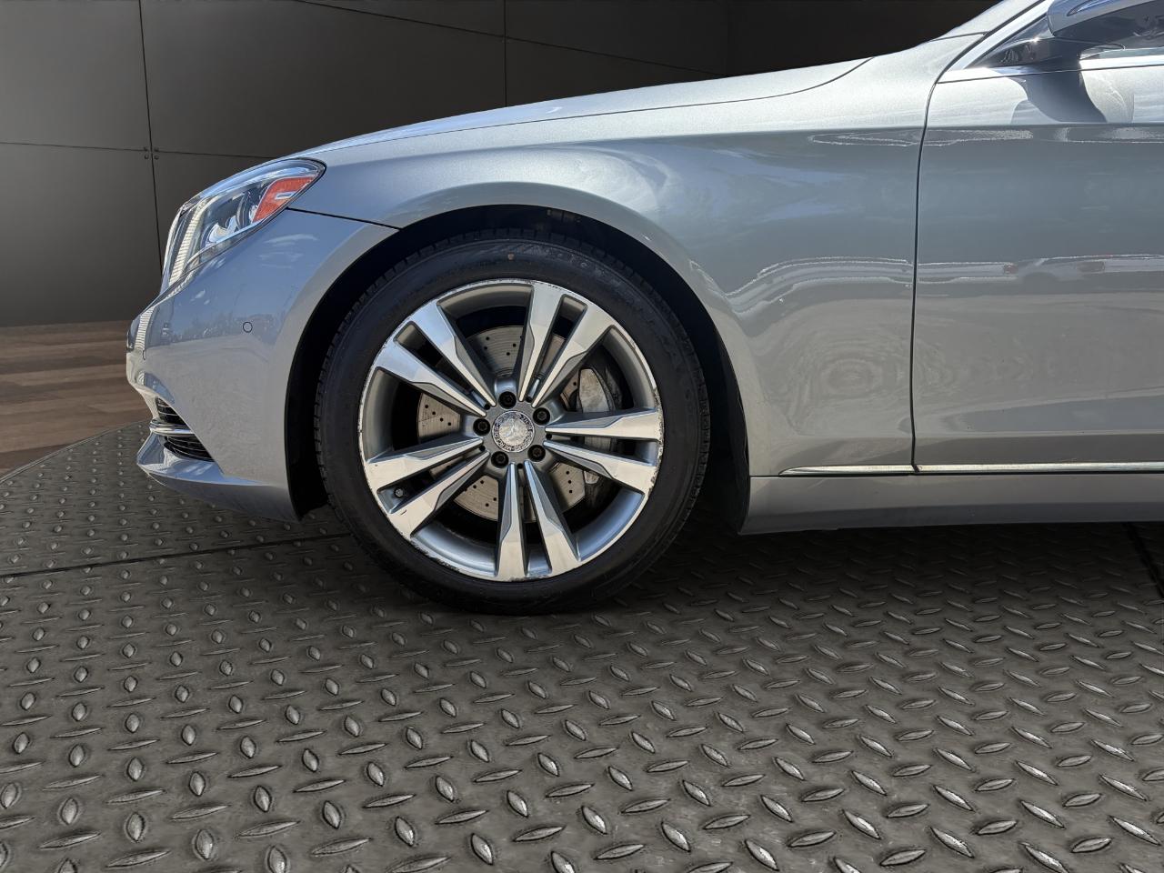 Mercedes-Benz S-Class 4dr Sdn S 550 4MATIC 2015