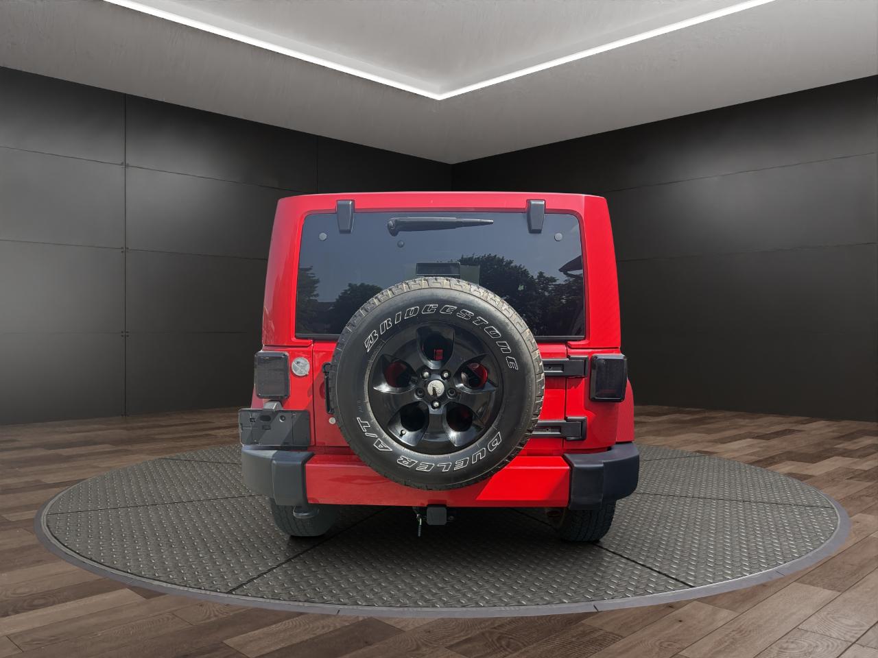 Jeep Wrangler 4WD 2dr Sahara 2016