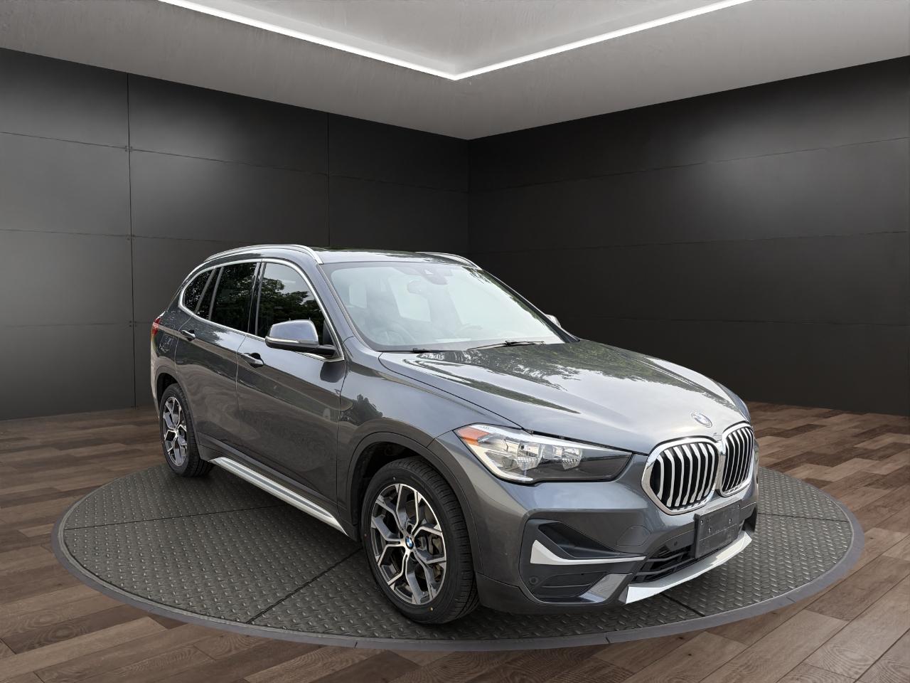 BMW X1 xDrive28i Sports Activity Vehicle 2021