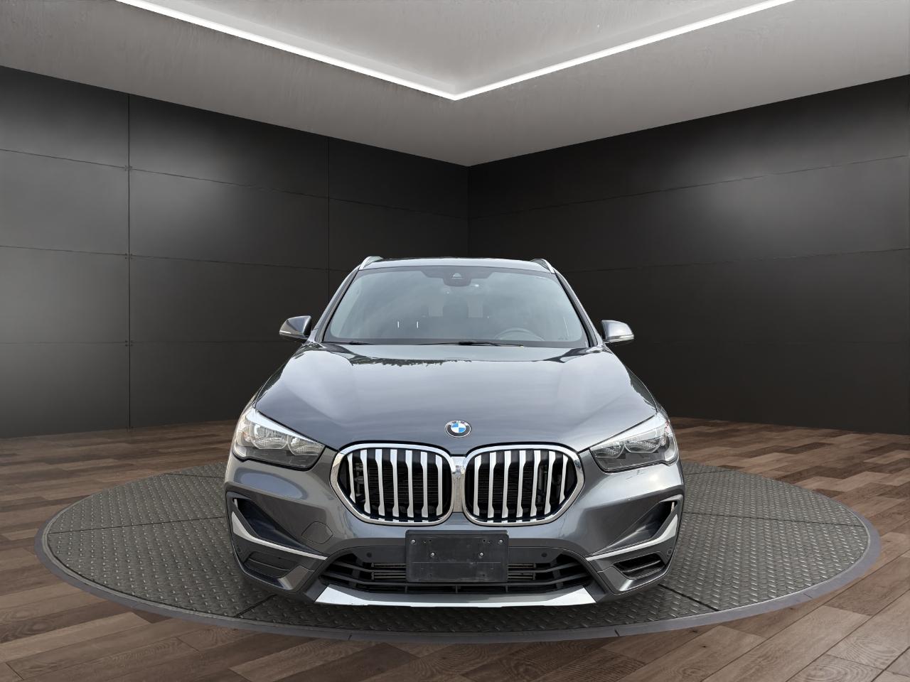 BMW X1 xDrive28i Sports Activity Vehicle 2021