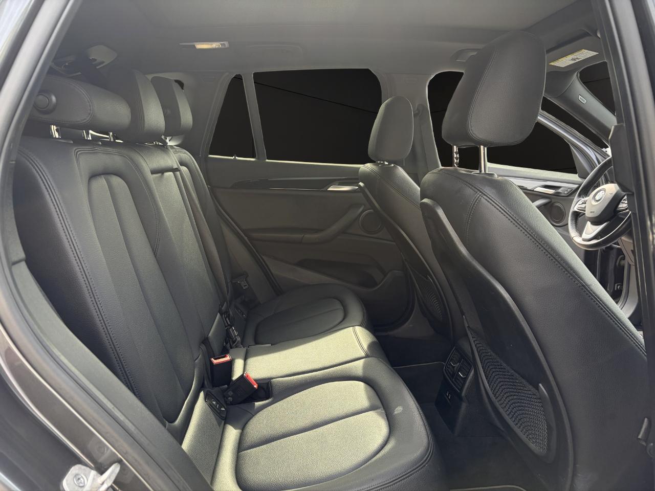 BMW X1 xDrive28i Sports Activity Vehicle 2021