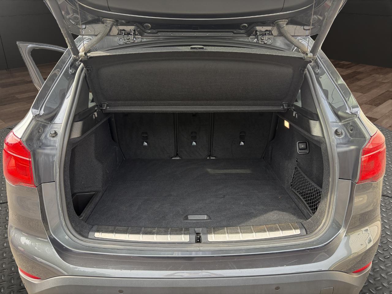 BMW X1 xDrive28i Sports Activity Vehicle 2021