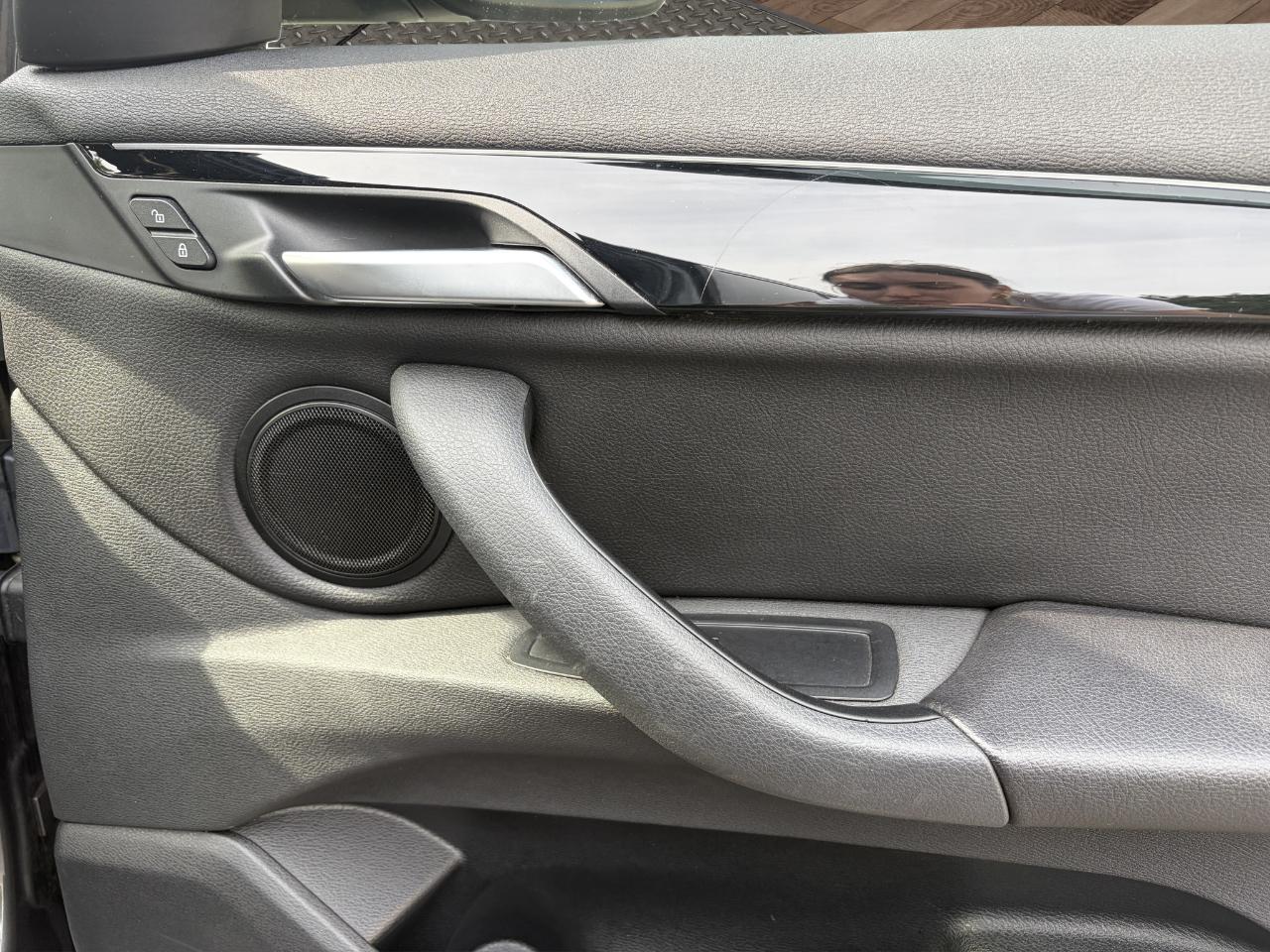 BMW X1 xDrive28i Sports Activity Vehicle 2021