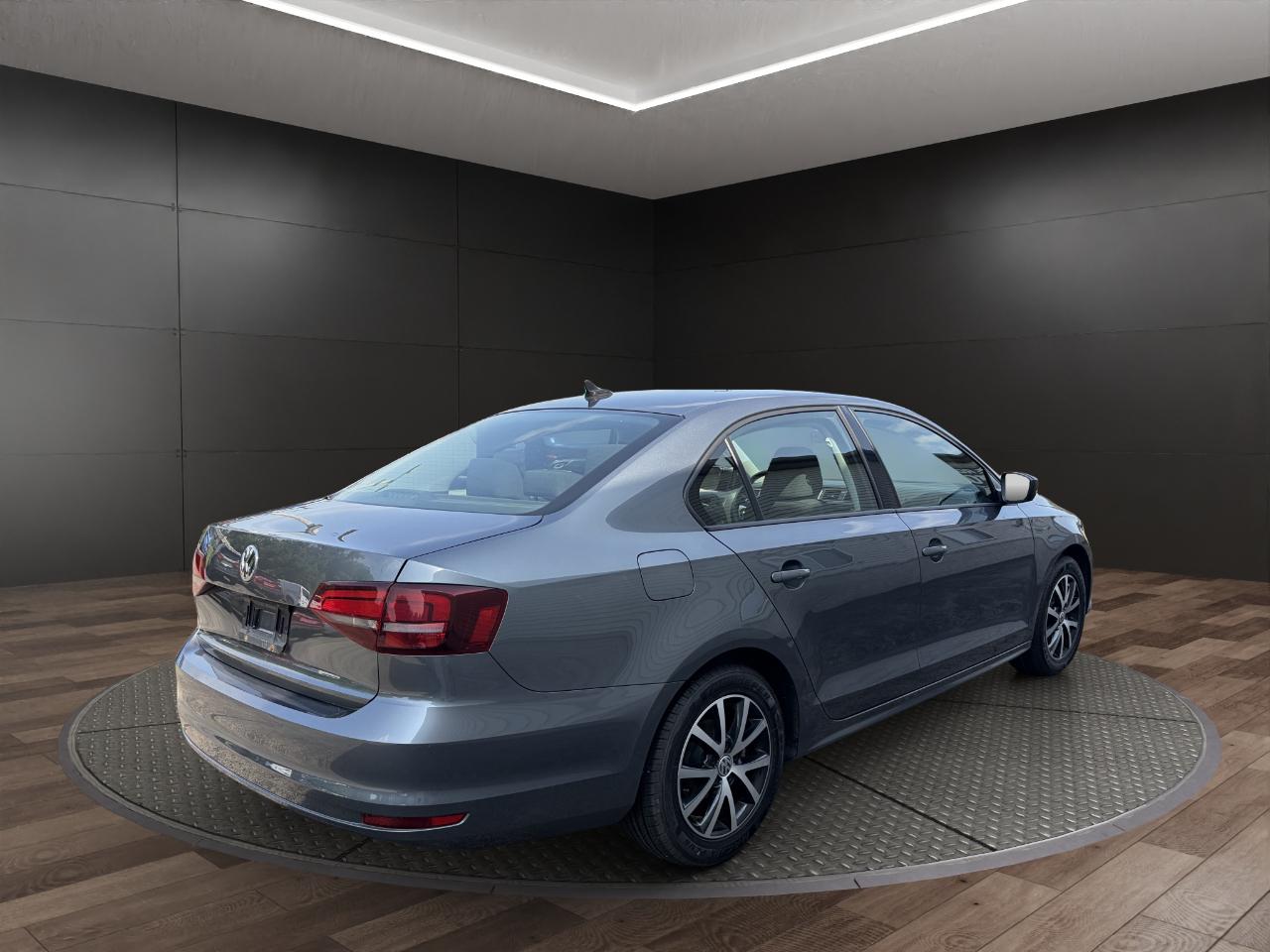 Volkswagen Jetta Sedan 4dr Man 1.4T SE 2016