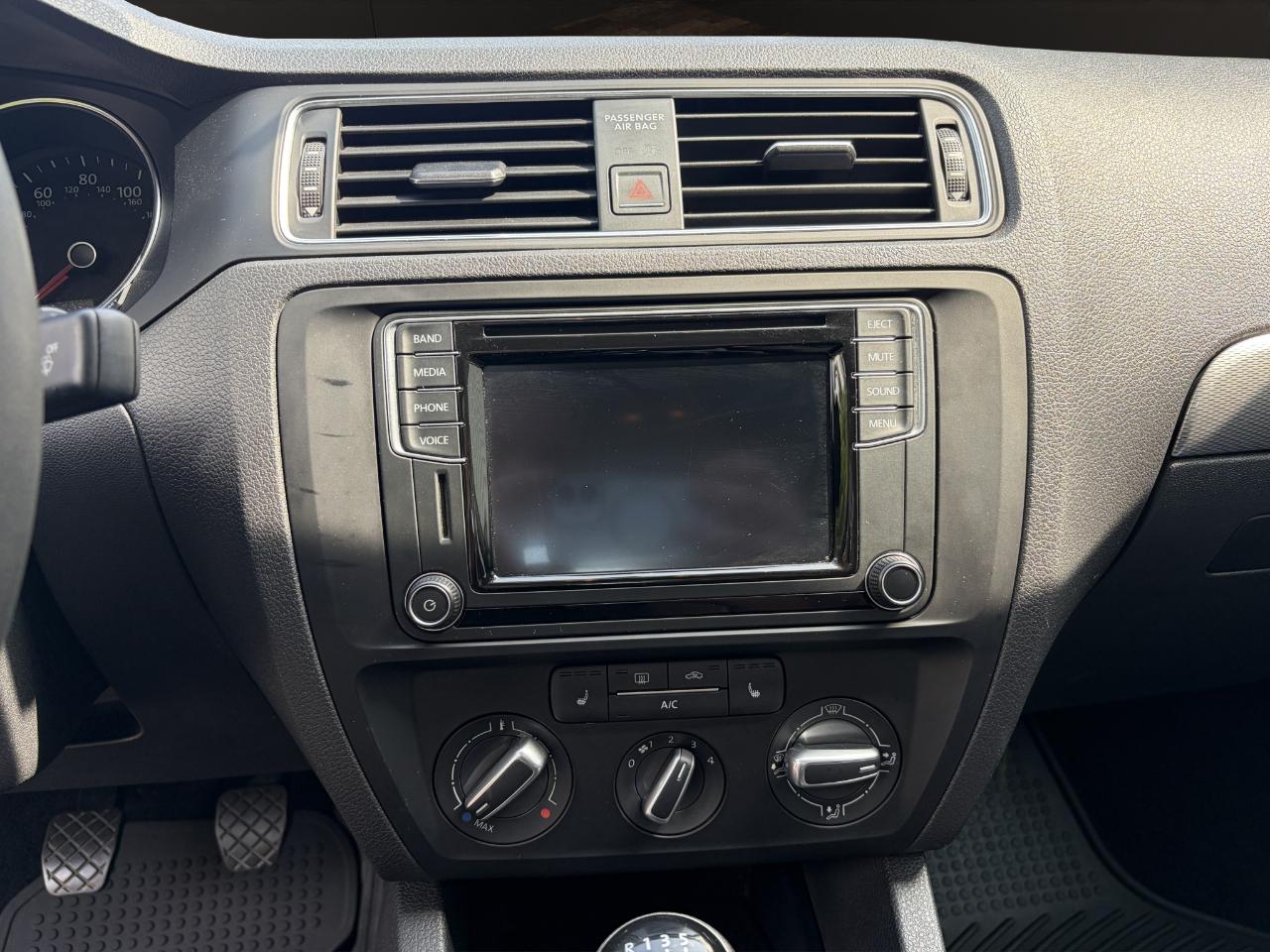 Volkswagen Jetta Sedan 4dr Man 1.4T SE 2016