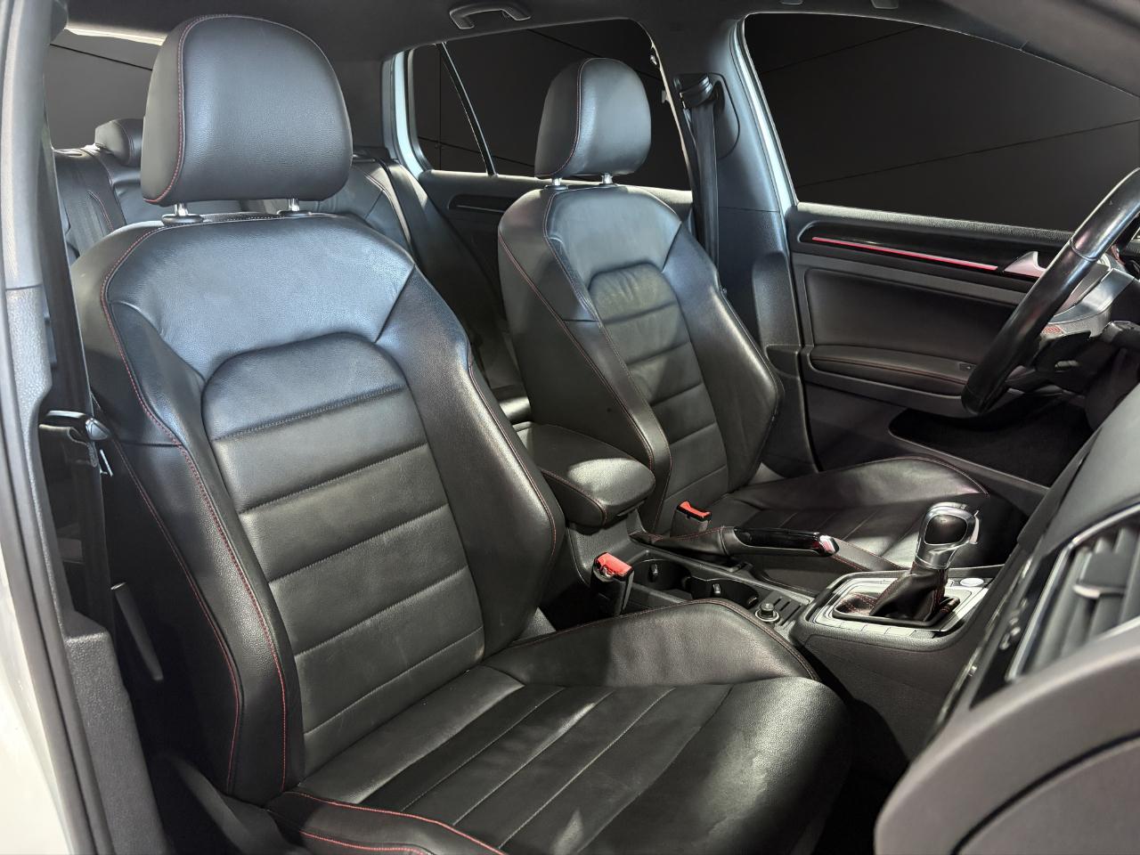 Volkswagen Golf GTI 2.0T 4-Door Autobahn DSG 2017