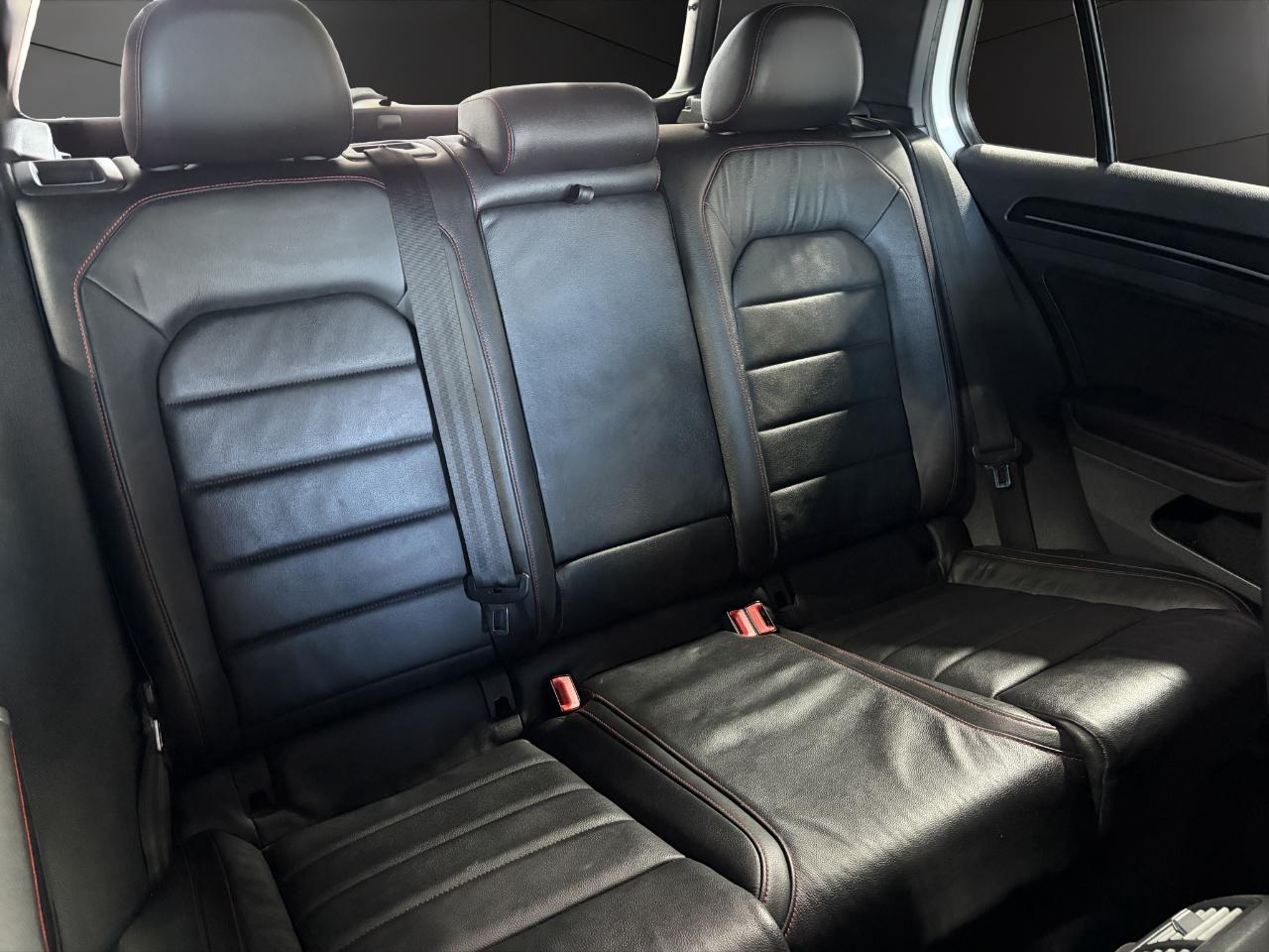 Volkswagen Golf GTI 2.0T 4-Door Autobahn DSG 2017
