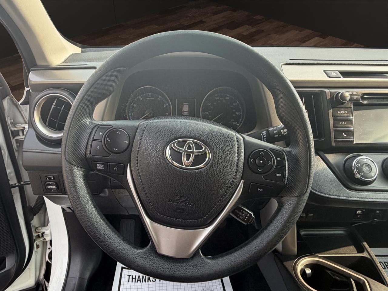 Toyota RAV4 LE AWD (Natl) 2017