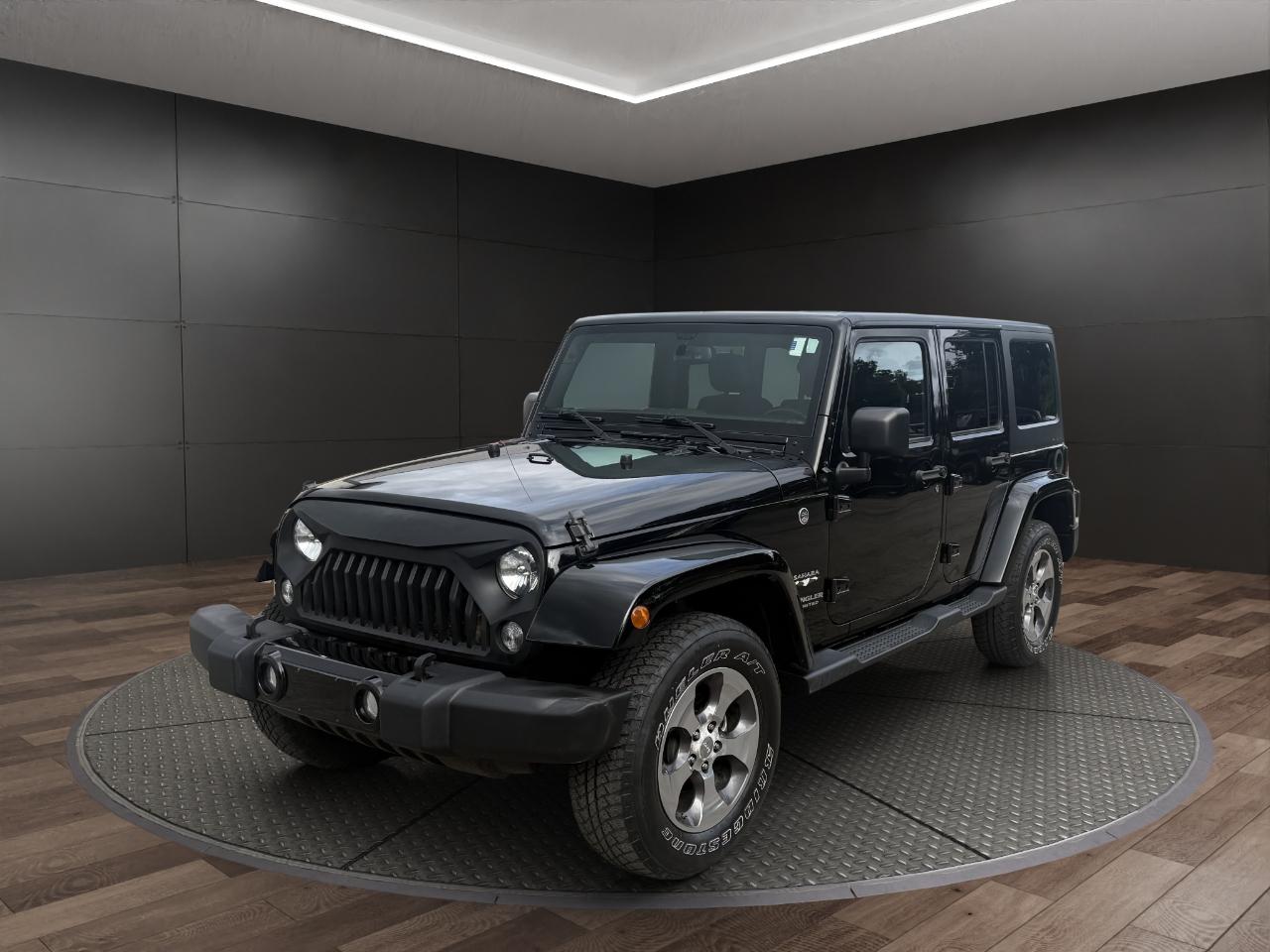 Jeep Wrangler Unlimited 4WD 4dr Sahara 2017