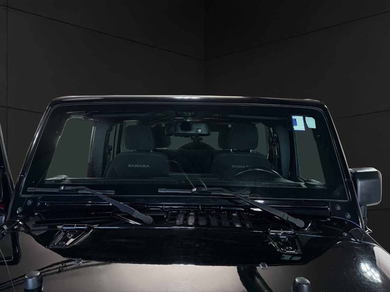 Jeep Wrangler Unlimited 4WD 4dr Sahara 2017