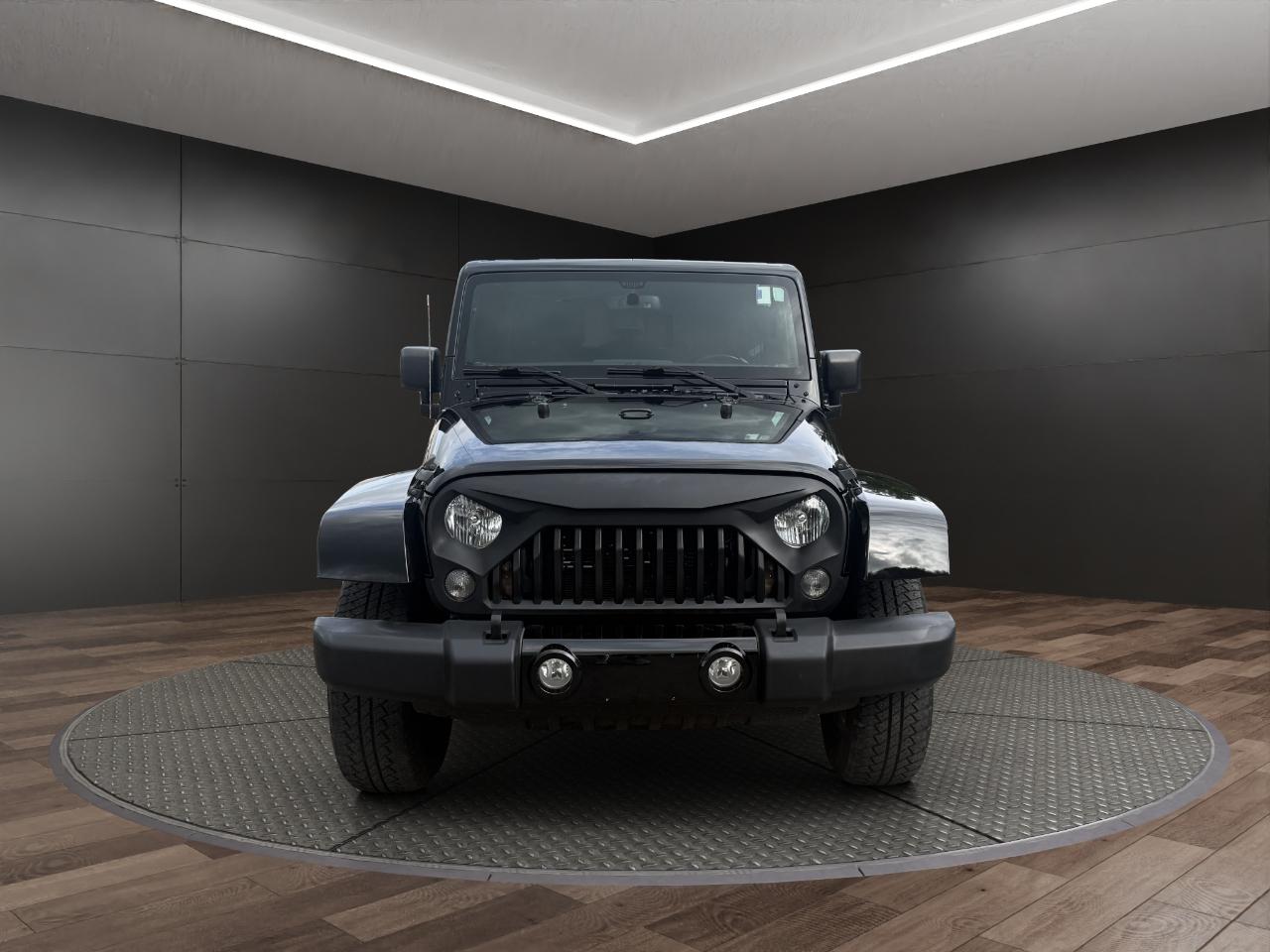 Jeep Wrangler Unlimited 4WD 4dr Sahara 2017