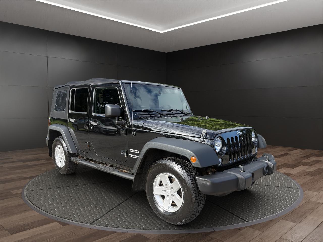Jeep Wrangler Unlimited 4WD 4dr Sport 2016