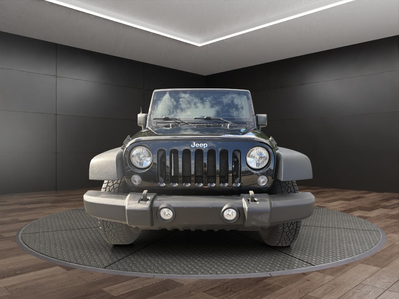 Jeep Wrangler Unlimited 4WD 4dr Sport 2016