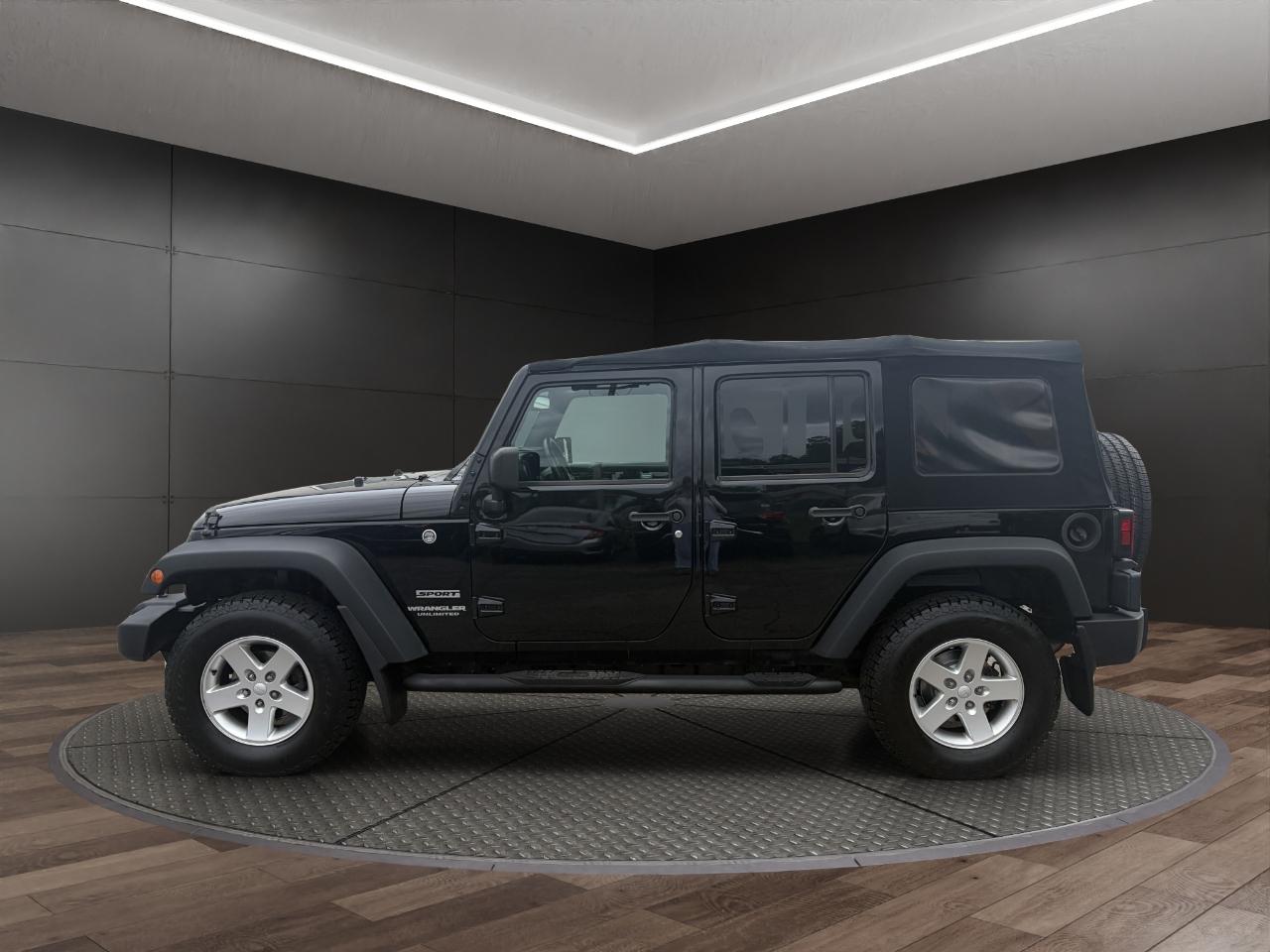 Jeep Wrangler Unlimited 4WD 4dr Sport 2016