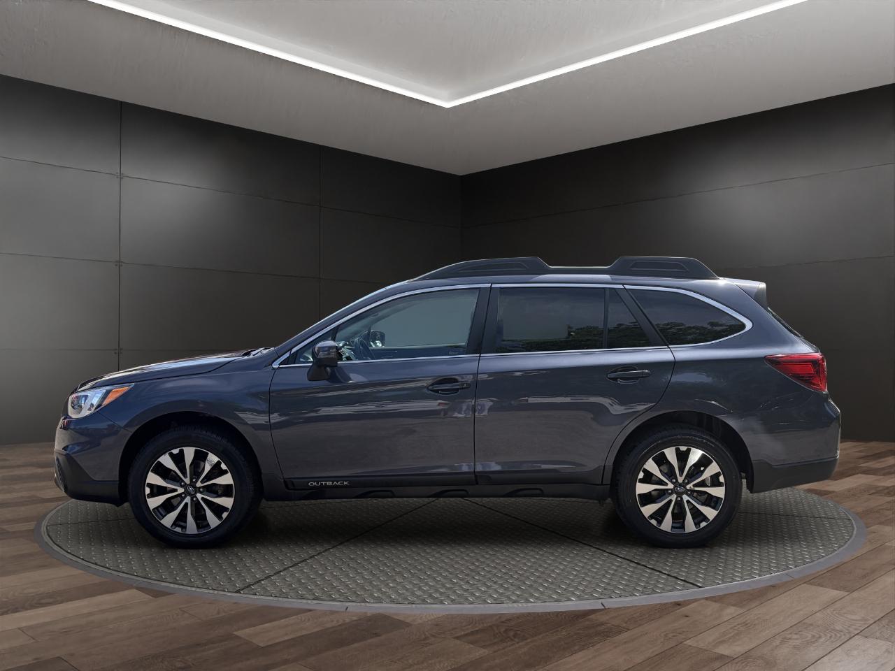 Subaru Outback 4dr Wgn 3.6R Limited 2016