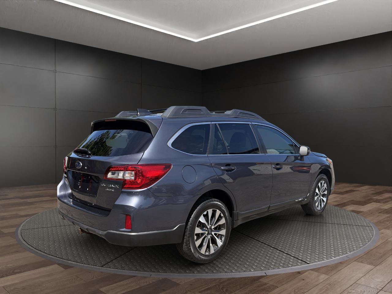 Subaru Outback 4dr Wgn 3.6R Limited 2016