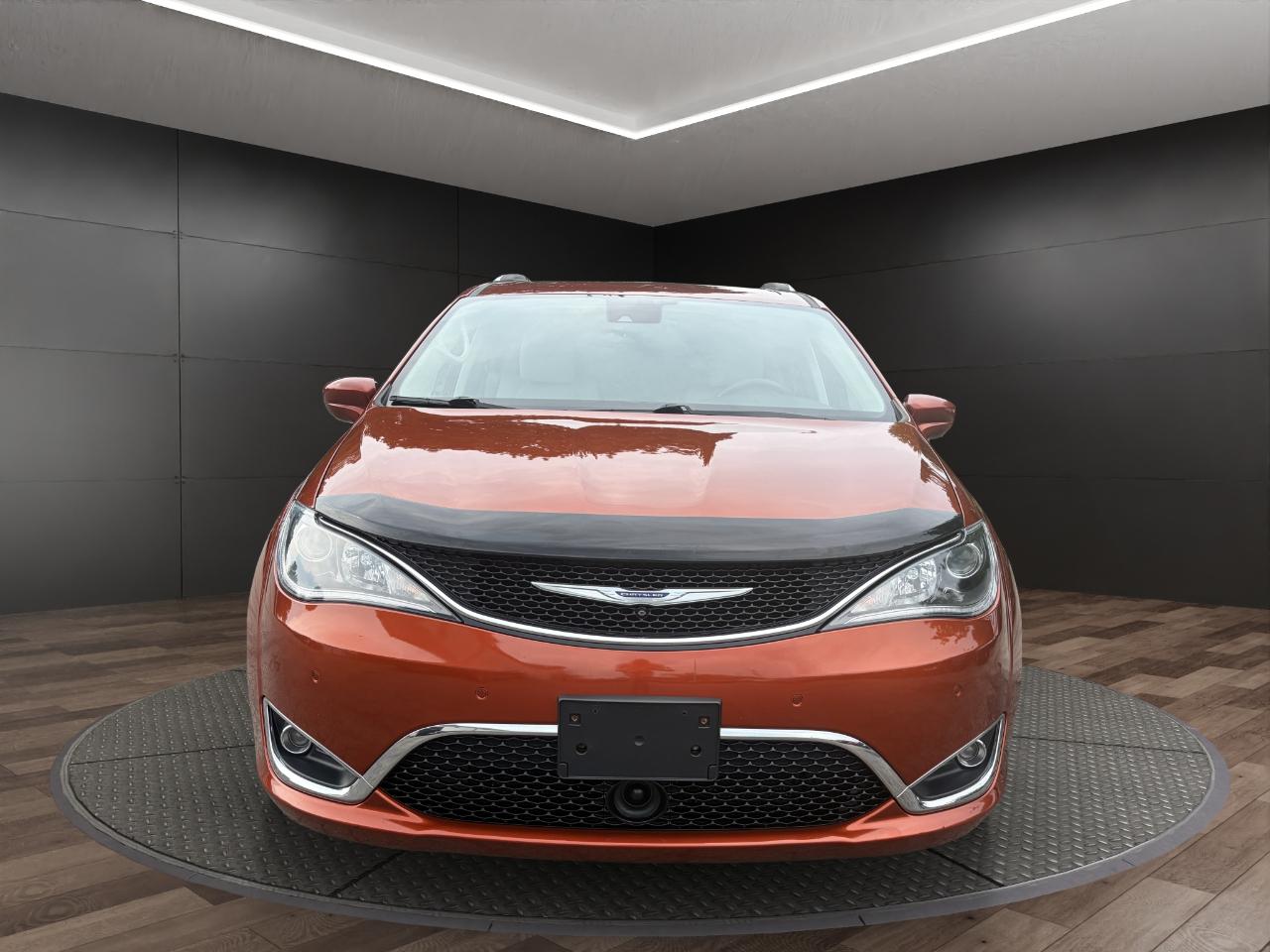 Chrysler Pacifica Touring L Plus FWD 2018