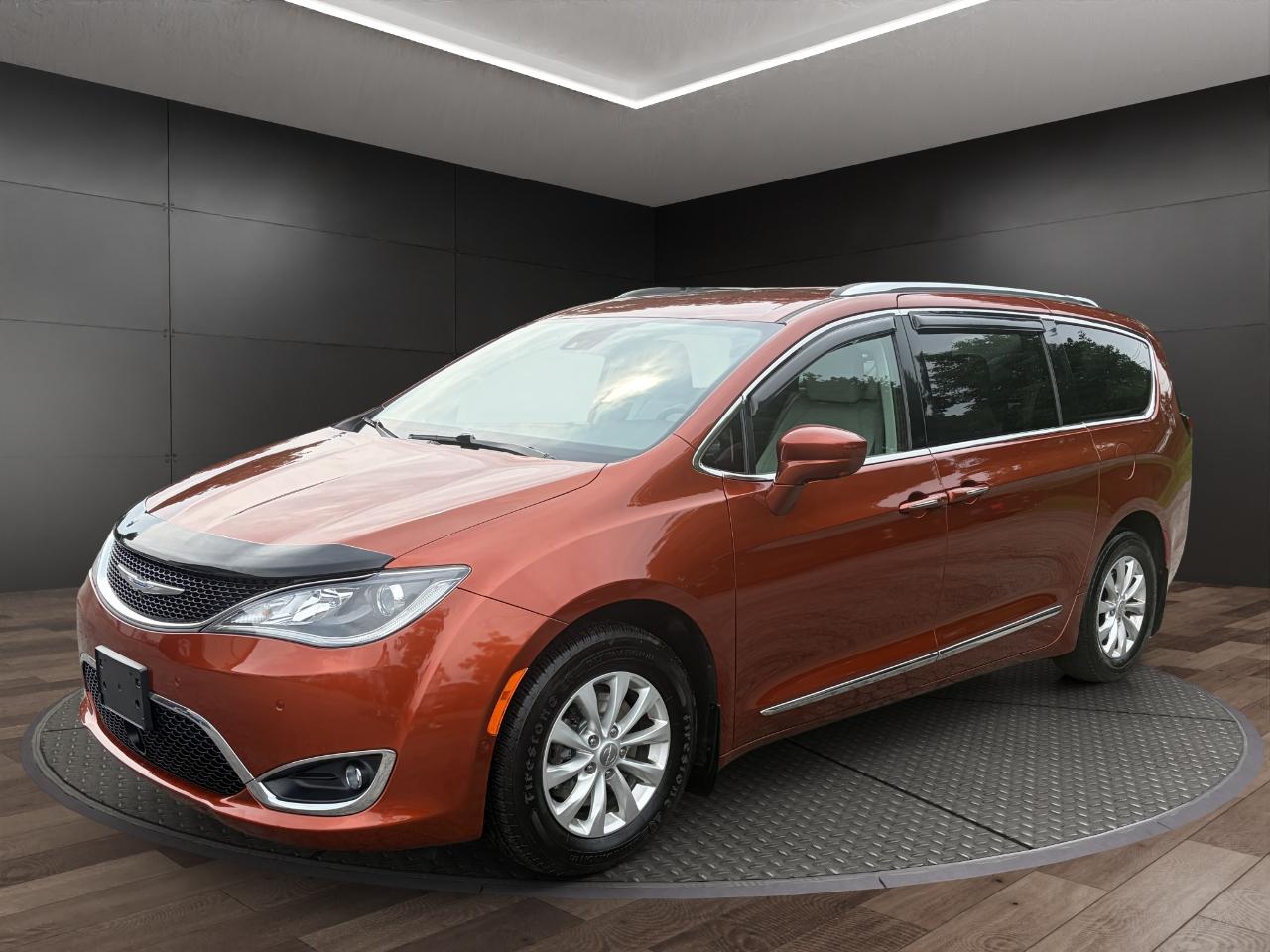 Chrysler Pacifica Touring L Plus FWD 2018