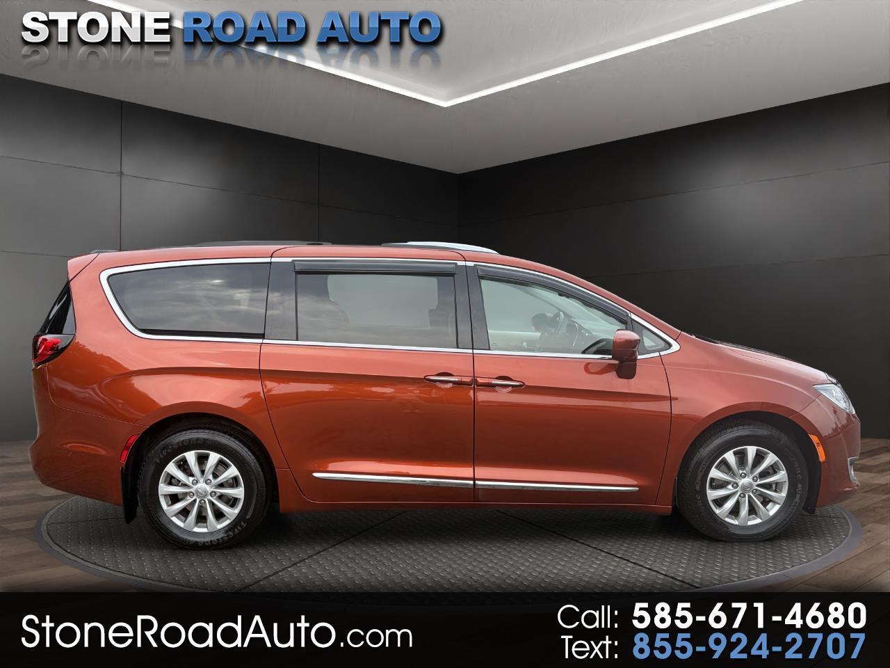 2018 Chrysler Pacifica Touring L Plus FWD